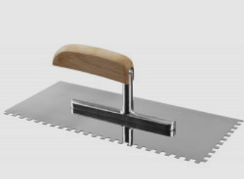 Гладилка для гипса зубчатая 4х4 Baumeister из нержавеющей стали, деревянная  ручка.