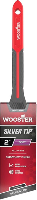Тонкая угловая малярная кисть Wooster G5224-2 Silver Tip GripTech Max®